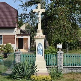 Krzyż przy ul. Szymanowskiego 62